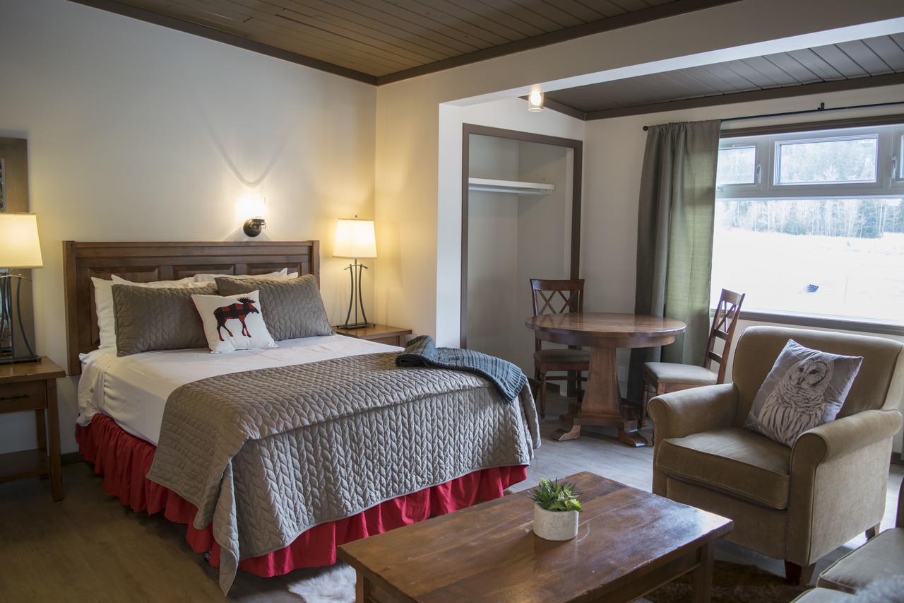 Yamnuska Suites Canmore Ngoại thất bức ảnh